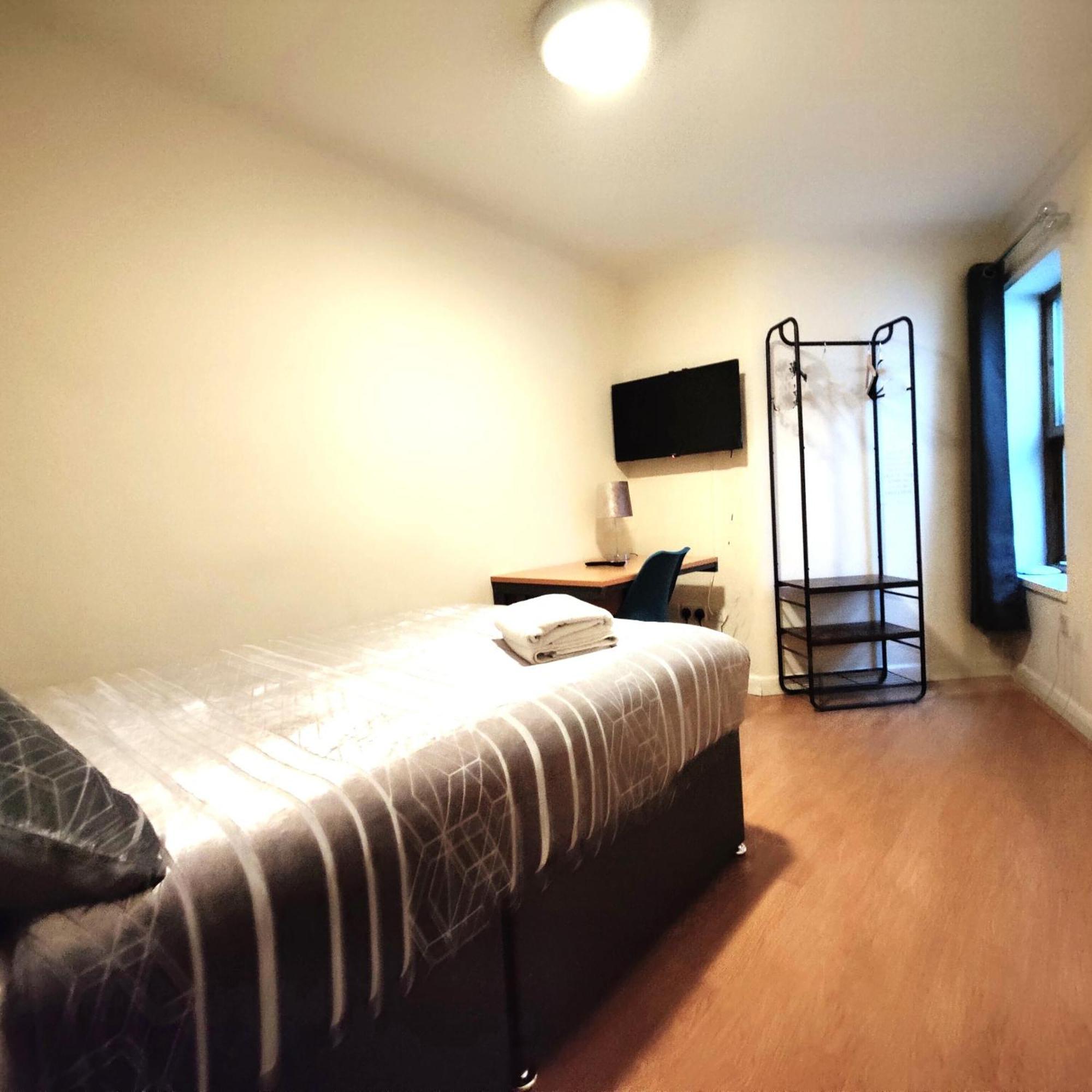 Liverpool City Centre Private Rooms Including Smart Tvs - With Shared Bathroom Zewnętrze zdjęcie