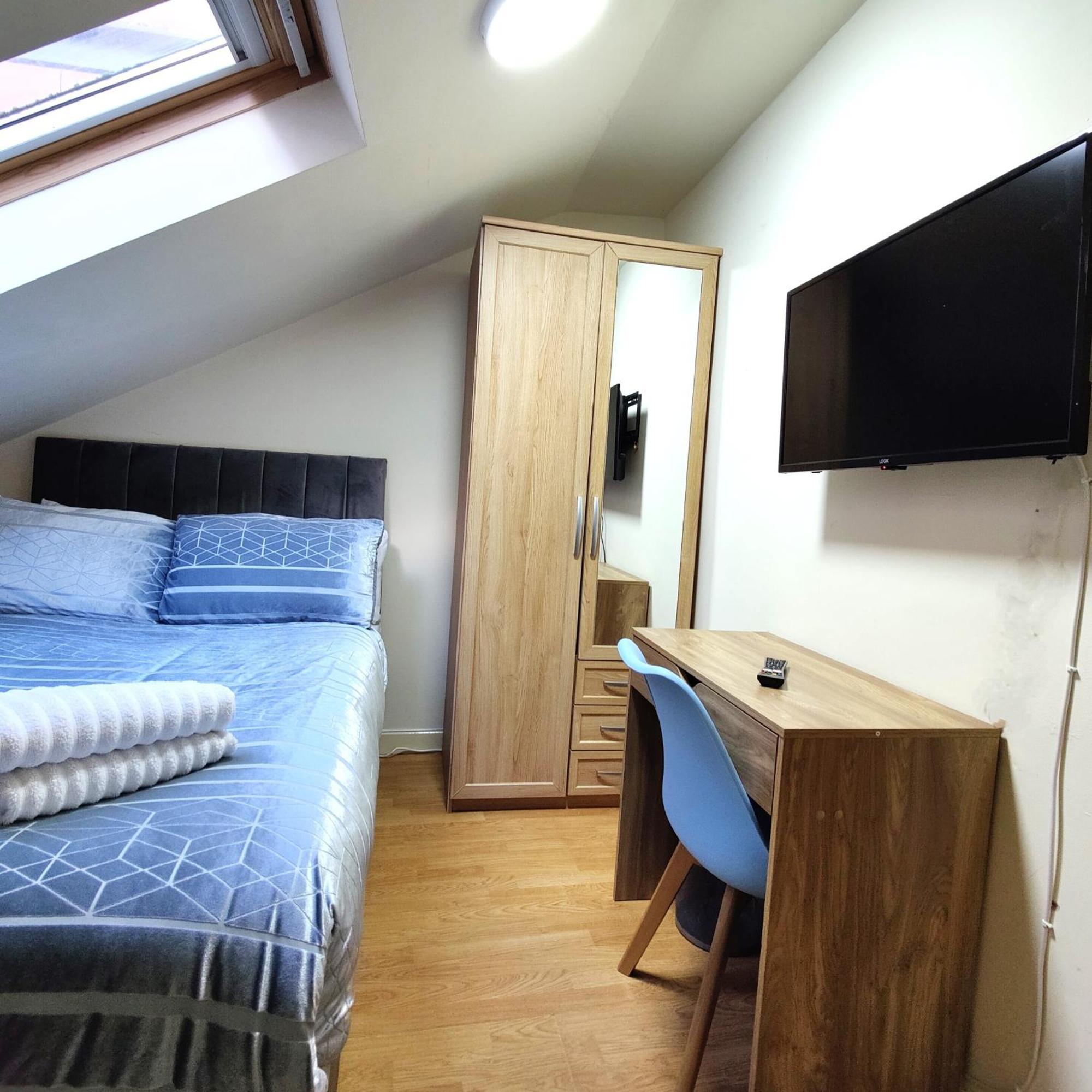 Liverpool City Centre Private Rooms Including Smart Tvs - With Shared Bathroom Zewnętrze zdjęcie