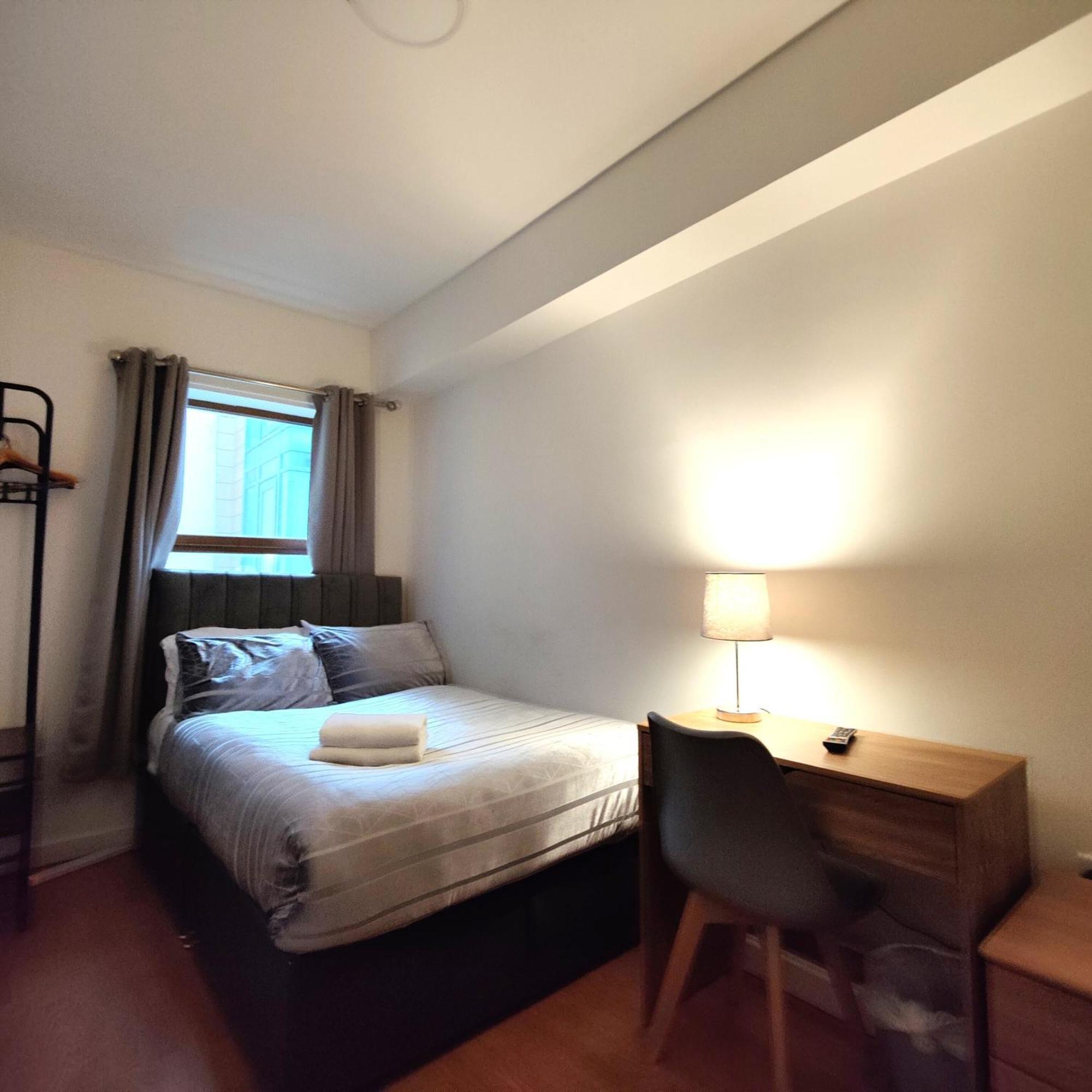 Liverpool City Centre Private Rooms Including Smart Tvs - With Shared Bathroom Zewnętrze zdjęcie